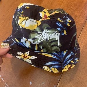 Stussy Floral Print Bucket Hat